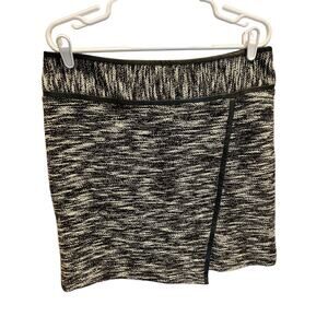 White house Black Market, Black and white tweed skirt size 10
